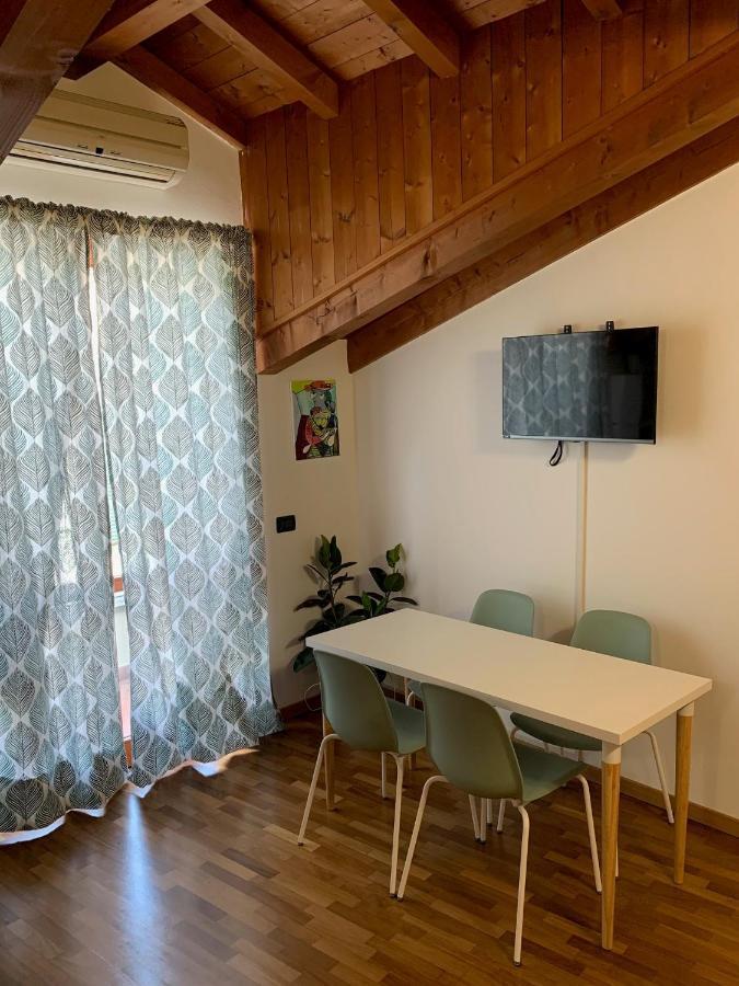 Quadrisfera Apartment Паратико Экстерьер фото