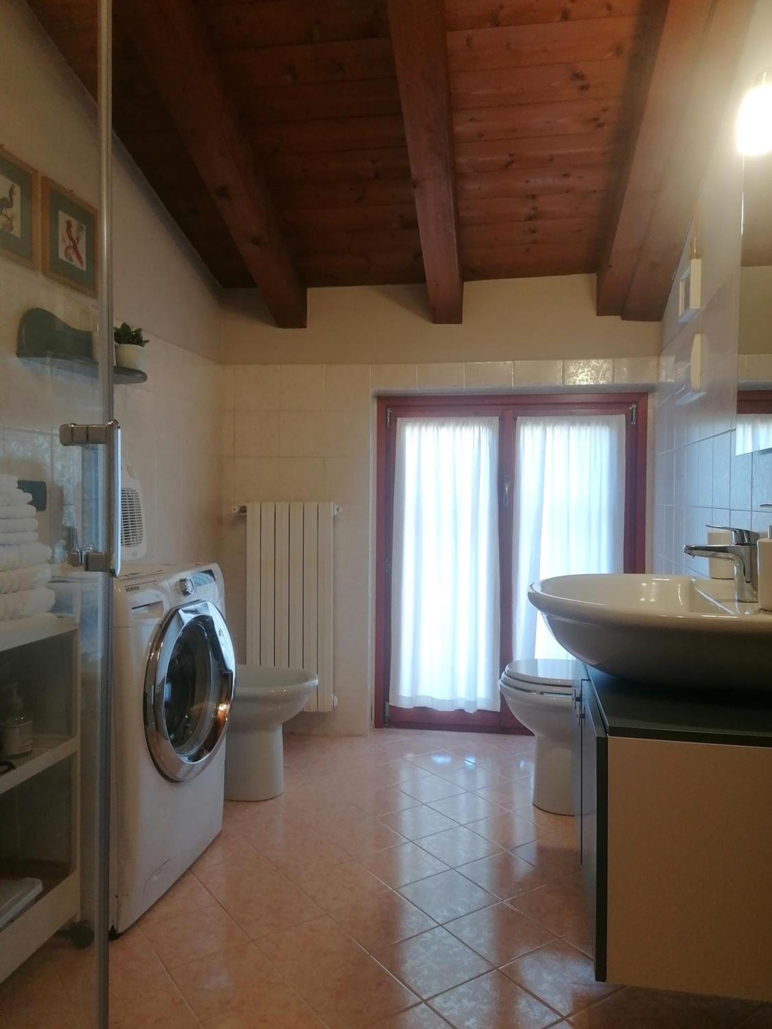 Quadrisfera Apartment Паратико Экстерьер фото
